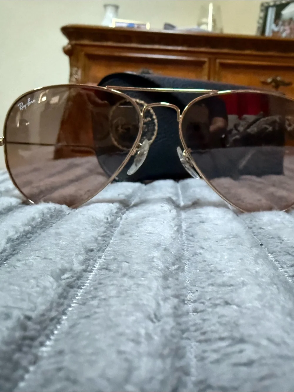Ray-Ban Gold Frame Sunglasses with Rose Lenses
